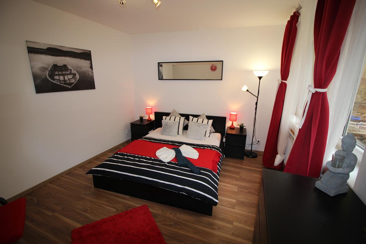 Smart City Prague Apartment エクステリア 写真